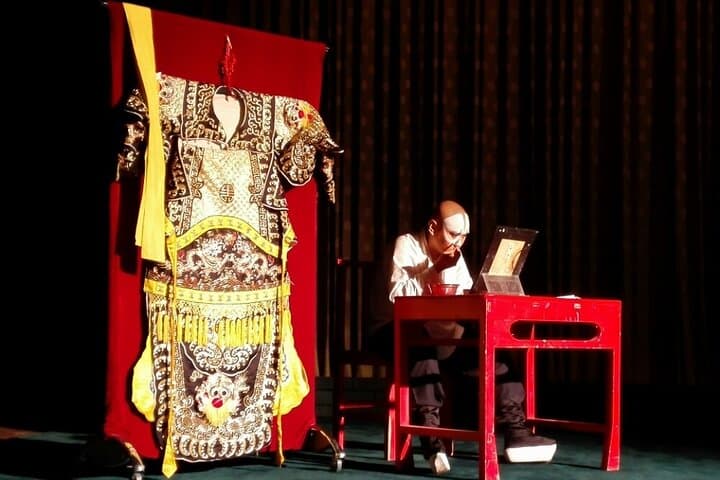 Beijing Opera at Liyuan Theatre: Guided Show with Hotel Transfer photo 5