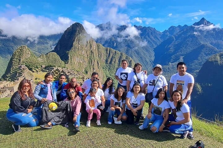 Machu Picchu in One Day: Full-Day Spectacular Guided Tour from Cusco photo 2