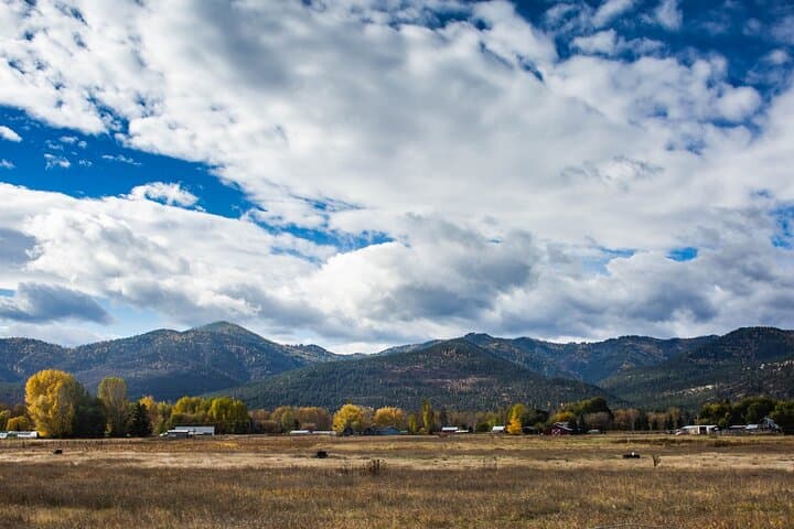 Explore Big Sky Country: An Immersive Self-Guided Audio Driving Tour photo 2