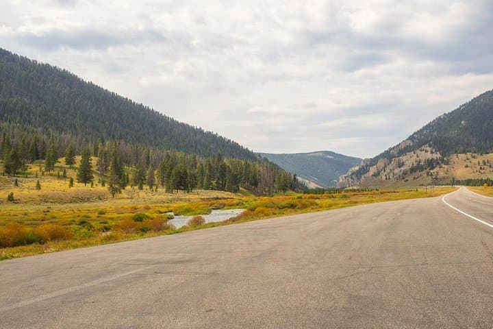Explore Big Sky Country: An Immersive Self-Guided Audio Driving Tour photo 6