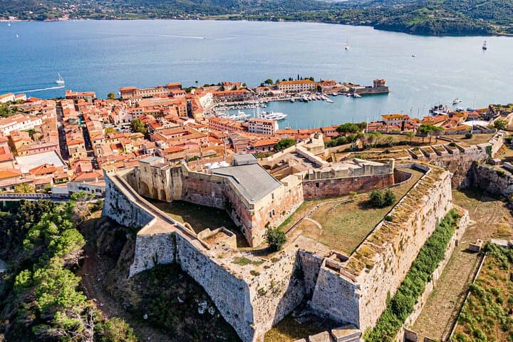Portoferraio E-Bike Tour and Wine Tasting on Elba Island