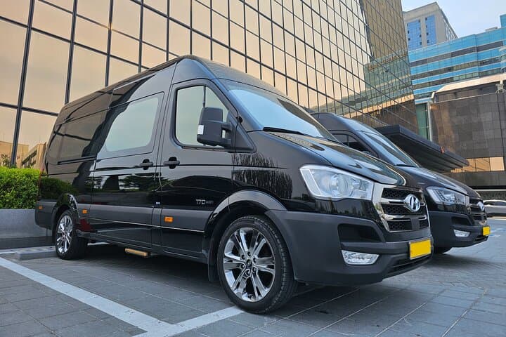 Private Transfer from Seoul to Incheon Cruise Terminal — 12-Passenger Shuttle photo 2