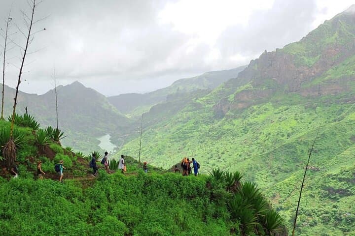 Serra Malagueta to Principal Valley: A 4 km Downhill Hike from Tarrafal