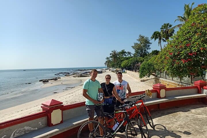Historic Hua Hin Bicycle Tour: Guided Cultural Cycling Through Hua Hin's Coastal Sights