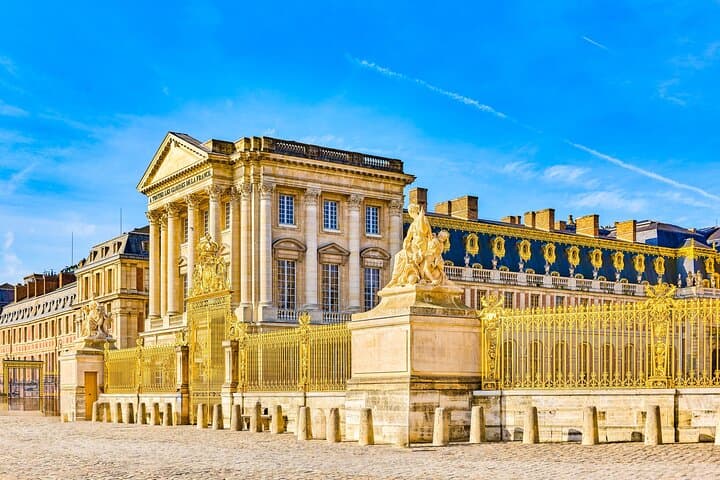 Versailles from Paris: Timed Entry & Gardens Access via RER Escort photo 2