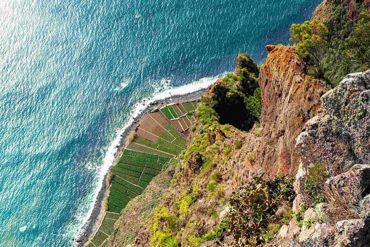 Madeira South Coast Tour: Cabo Girão Skywalk, Ponta do Sol & Câmara de Lobos