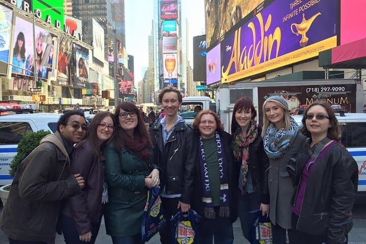 Glee and Smash Broadway Walking Tour in Times Square photo 5