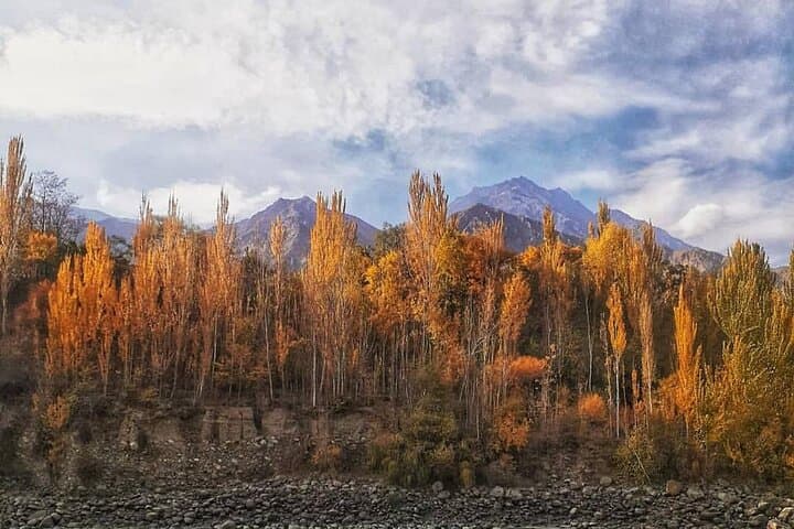 3-Day Hunza Valley Tour: Attabad Lake, Passu Cones & Baltit Fort photo 4