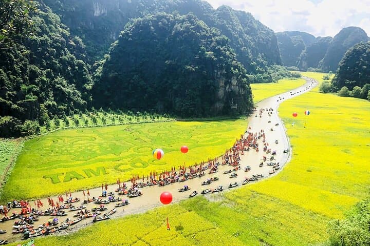Tam Coc & Hoa Lu Day Trip from Hanoi: Boat, Biking & Ancient Temples