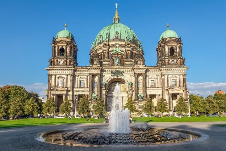 Full-Day Berlin Shore Excursion from Warnemünde: Brandenburg Gate, Reichstag & City Highlights photo 3