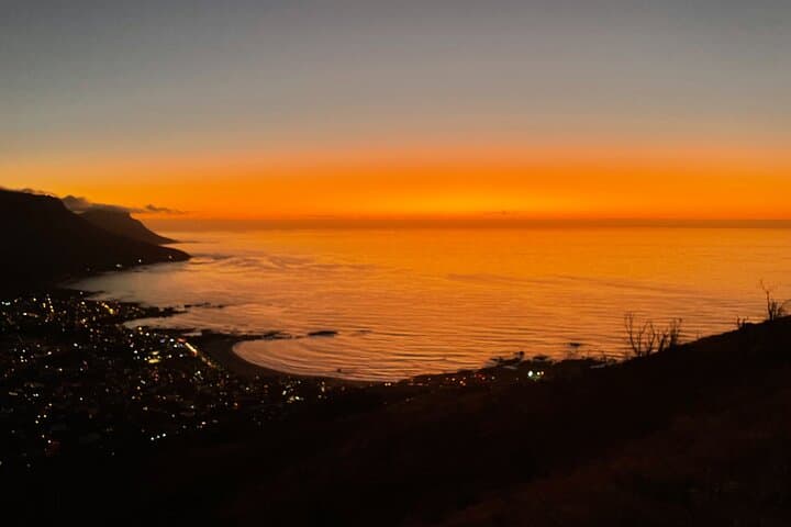 Guided Sunrise and Sunset Hike to Lion's Head, Cape Town photo 5