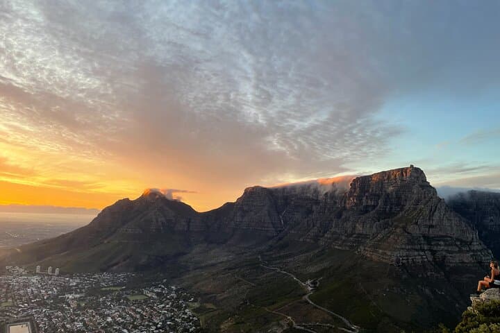 Guided Sunrise and Sunset Hike to Lion's Head, Cape Town photo 6