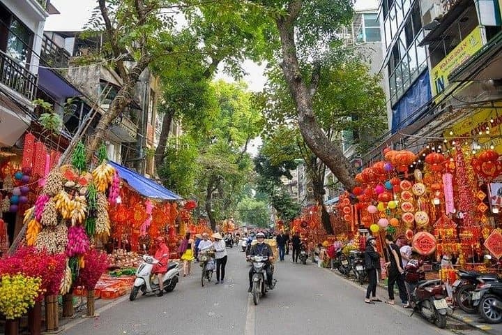 Half-Day Hanoi Private Tour: Street Food Adventure photo 4