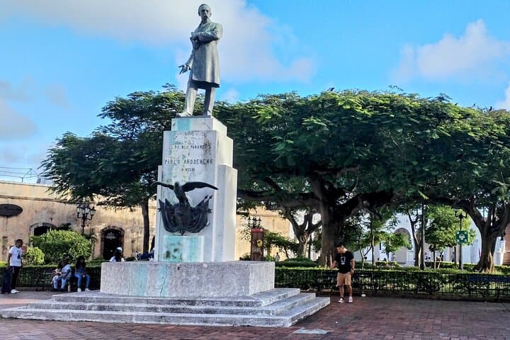 Panama Cruise Package: Canal, Casco Viejo & Hassle-Free Transfers photo 4