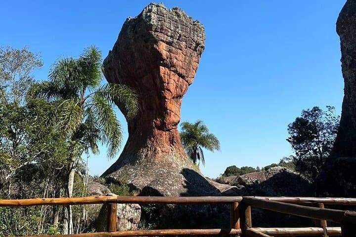 Explore Vila Velha State Park: Sandstone Sculptures, Golden Lagoon & Furnas (Day Tour from Curitiba)