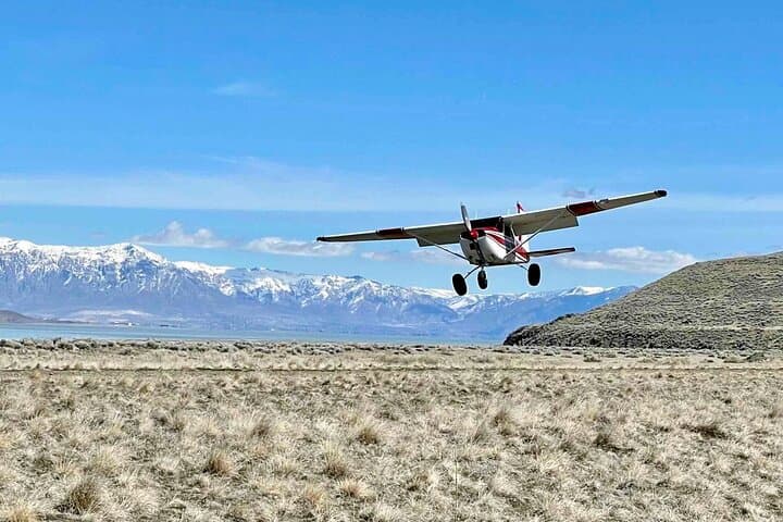 Great Salt Lake Flying Tour: 60-Minute Aerial Adventure Over Utah's Salt Flats photo 6