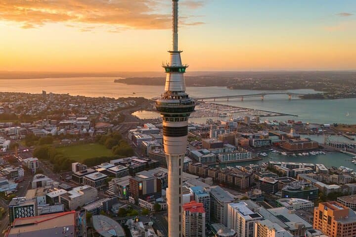 Half-Day Auckland Highlights: Mt Eden, Cornwall Park & Mission Bay Tour photo 6