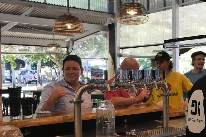 Moreton Bay Island Pub Crawl: High-Speed Boat Tour, Lunch & Wildlife from Brisbane photo 4