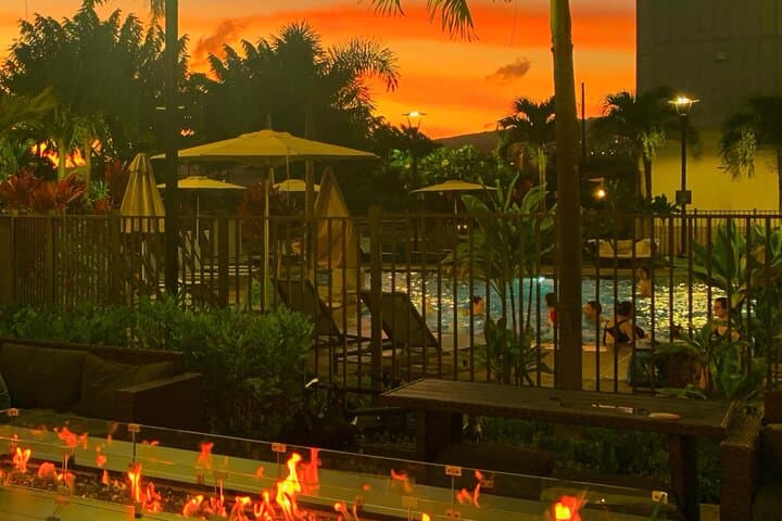 Kapolei Paint Paina: Hawaiian-Style Poolside Paint Party at Residence Inn photo 2