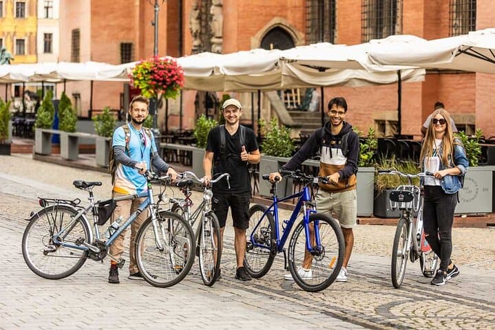Wroclaw Bike Tour: 2–3 Hour Guided Ride to Cathedral Island & Old Town