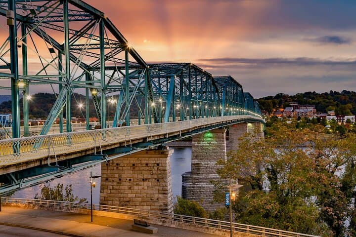 Underground Chattanooga: Private Guided Tour of the City's Hidden Streets photo 2
