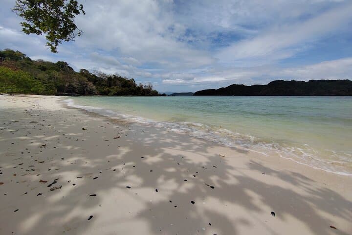Langkawi Island Hopping Boat Tour: Pregnant Maiden Lake & Beras Basah Half-Day photo 4