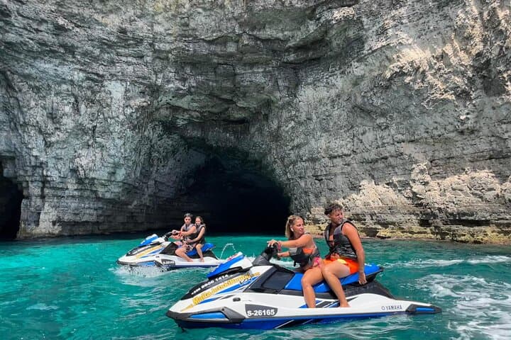 Self-Guided Jet Ski Rental Malta: 30-Minute WaveRunner Adventure from Marfa Bay photo 2