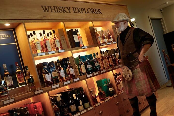 Highland Distillery Shore Tour: Whisky & Gin Day Trip from Invergordon photo 2