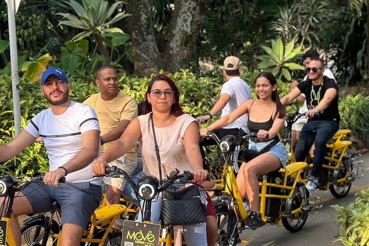 Medellín E-Bike Express: 90-Minute Urban Highlights Tour