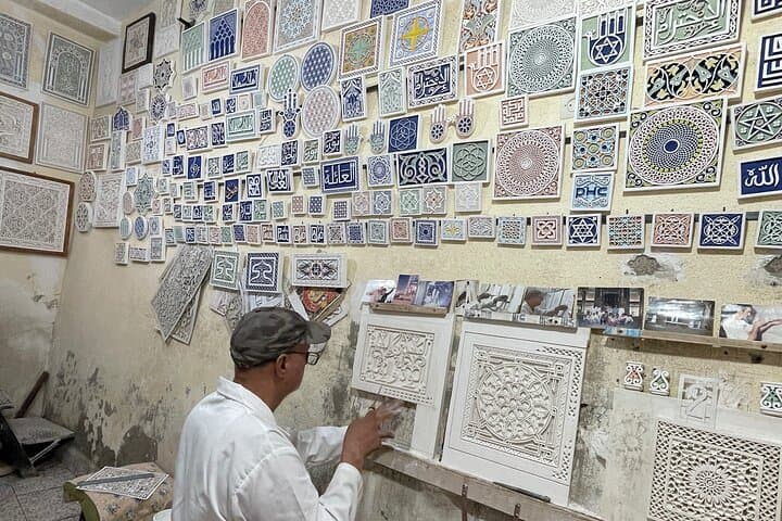 Marrakech Shopping & Nightlife Tour: Berber Jewelry, Carpets & Leather photo 4