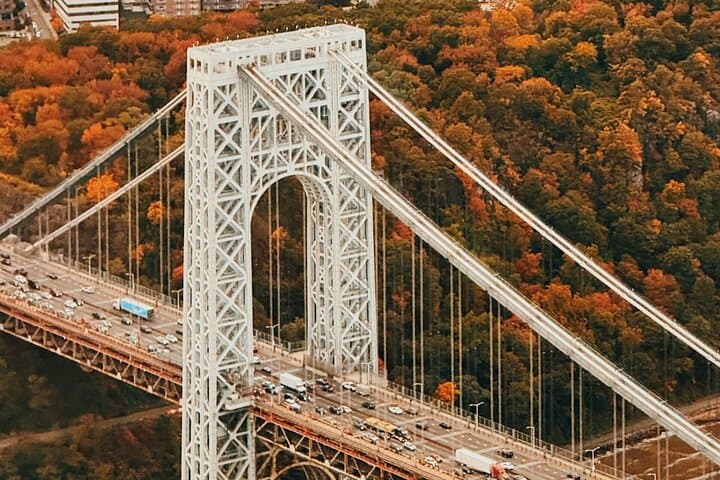Fall Foliage Helicopter Tour: Manhattan Skyline, Hudson & Palisades from Linden photo 2