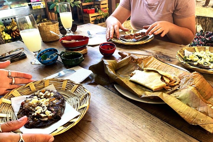 Oaxaca Street Food Tour: 3 Markets & Authentic Meat and Veggie Options photo 4