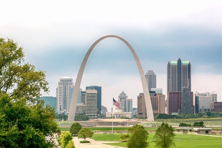 Gateway Arch Self-Guided Driving & Walking Audio Tour — St. Louis Highlights