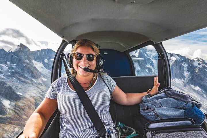 Private Sightseeing Flight over the Bavarian Alps and Munich photo 2