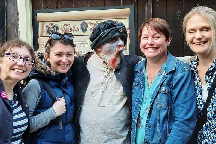 Lantern Ghost Tour in Tudor World: Stratford-upon-Avon Haunted Building Experience photo 6