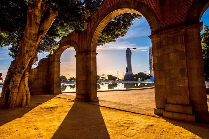Explore Santa Cruz de Tenerife: Ultimate 2‑Hour Walking Tour of the Capital photo 3