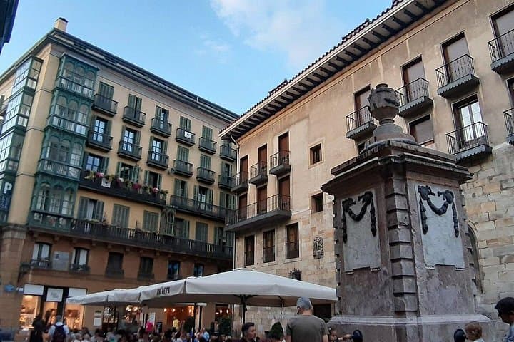 Bilbao Pintxos Tour: Mercado de la Ribera & Old Town Food Walk photo 2