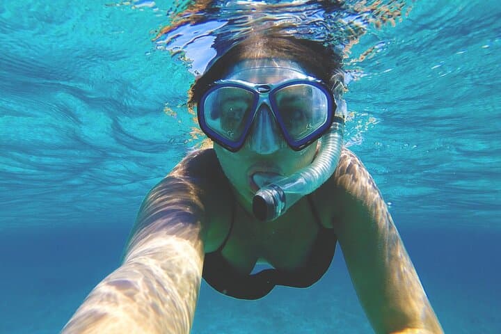 Cayman Combo Tour: Stingray City, Coral Gardens & Starfish Point Catamaran Snorkel photo 3