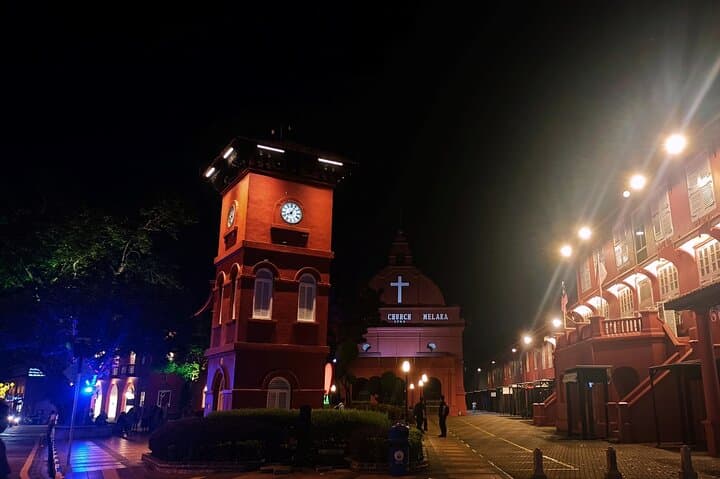 Malacca Evening Heritage Tour: River Cruise, Trishaw Ride & Historic Sights