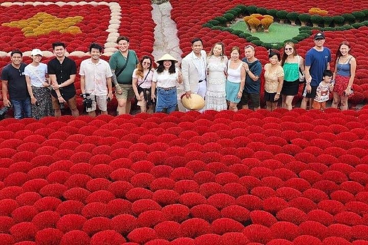 Quang Phu Cau Incense Village Tour — Inside Hanoi’s Traditional Incense-Making photo 3