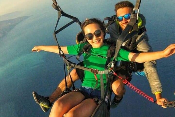 Paragliding Over Cappadocia: Tandem Flights Above Goreme's Fairy Chimneys photo 2