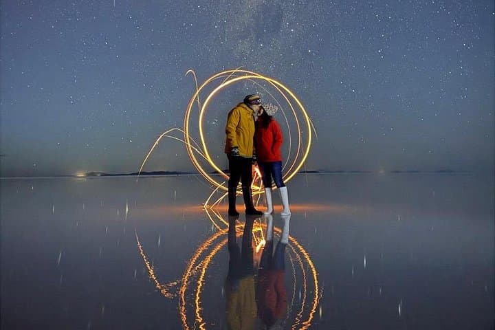 Starlight and Sunrise on the Salar de Uyuni: A Night-to-Dawn Salt-Flat Experience photo 1