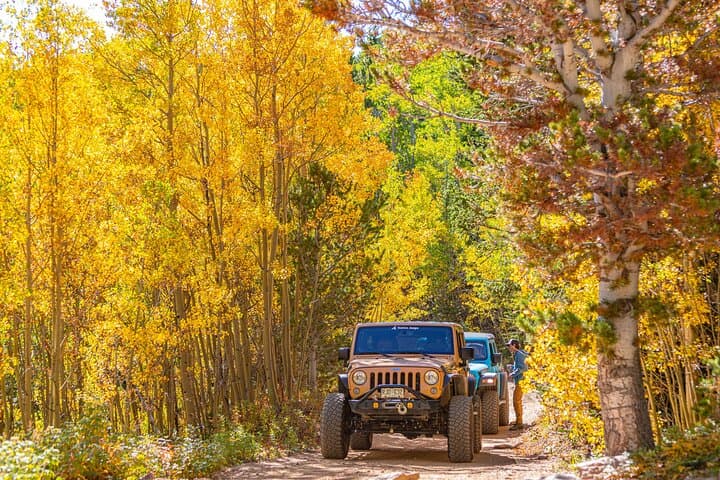 Scenic Jeep Tour Near Idaho Springs — Easy Mountain Drive & Leaf Peeping photo 4