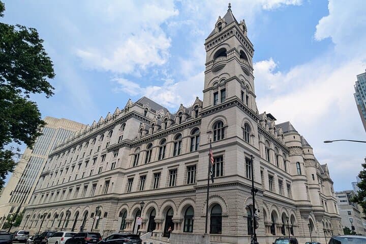 Brooklyn Scavenger Hunt: Self-Guided Walking Tour of Brooklyn Heights & DUMBO