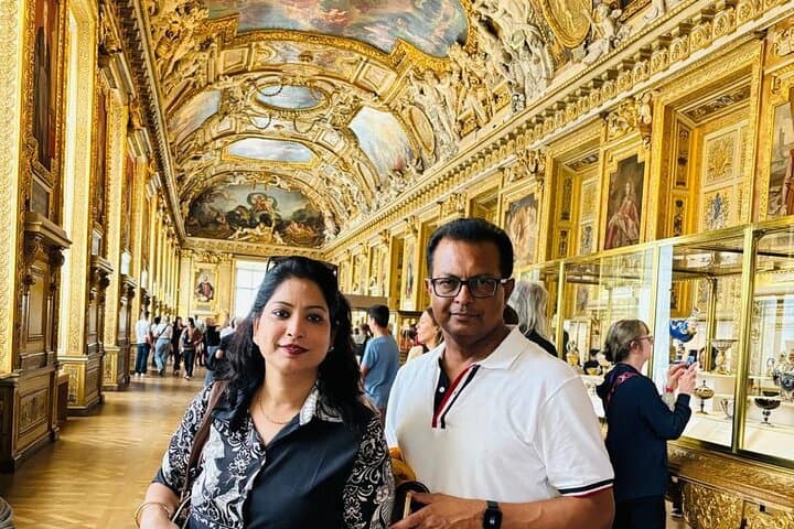 Skip-the-Line Louvre Ticket with Audio Guide and Hotel Transfers — Paris photo 3