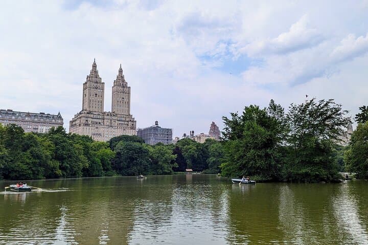 Central Park Scavenger Hunt: Self-Guided Walking Game in New York City