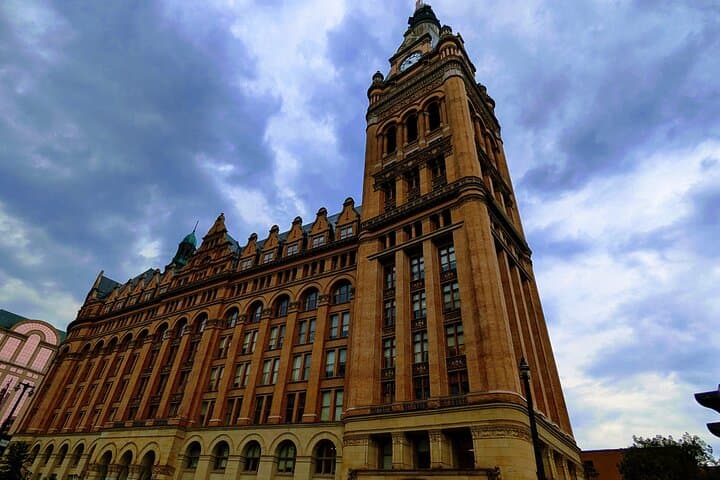 Milwaukee Scavenger Hunt Walking Tour: Self-Guided City Game & Historic Sights photo 3
