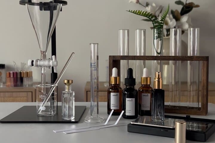 Private Perfume-Making Workshop in Tortola: Craft Your Caribbean Scent