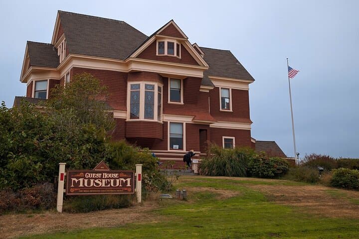 Fort Bragg Scavenger Hunt Walking Tour: Self-Guided Smartphone Game photo 5