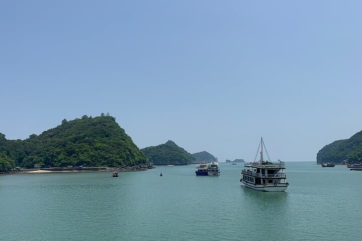 Halong Bay Full-Day Cruise from Hanoi: Caves, Kayaks & Titov Beach photo 5